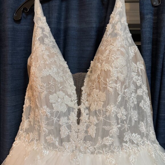 Martina Liana Wedding Dress, ML1105 - Picture 2 of 10